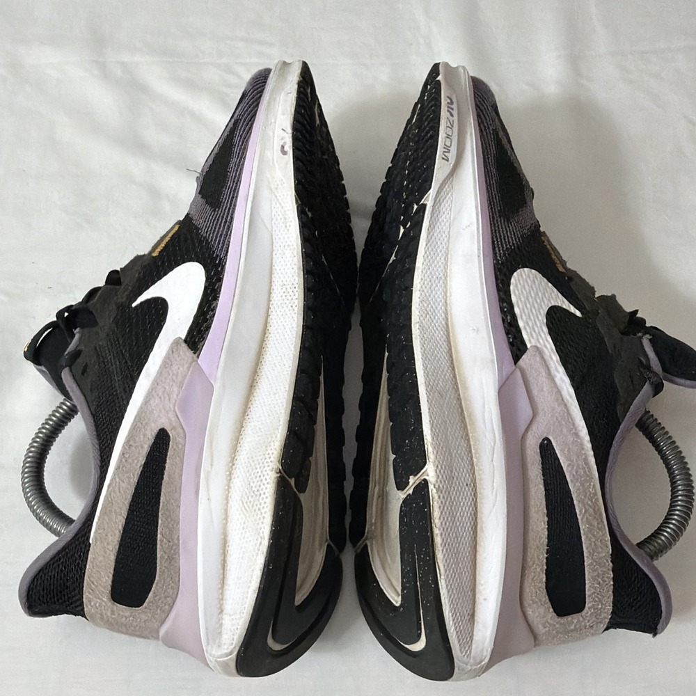 Nike WMNS Structure 25 Black Daybreak Lilac‎ Bloom DJ7884-006 Women's Size 9.5 - Picture 8 of 16